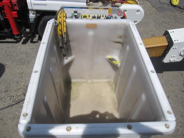 日野 特殊車両 デュトロ|中古トラックの販売・買取・査定のアイナビ