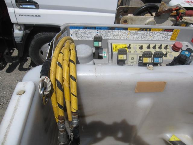 日野 特殊車両 デュトロ|中古トラックの販売・買取・査定のアイナビ