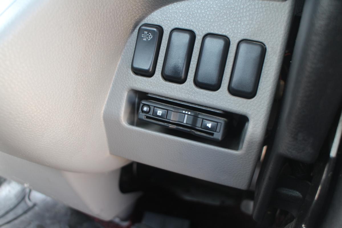 R1 キャンタ- 2トン 平ボディー オートマ 電動ミラ―|中古トラックの販売・買取・査定のアイナビ