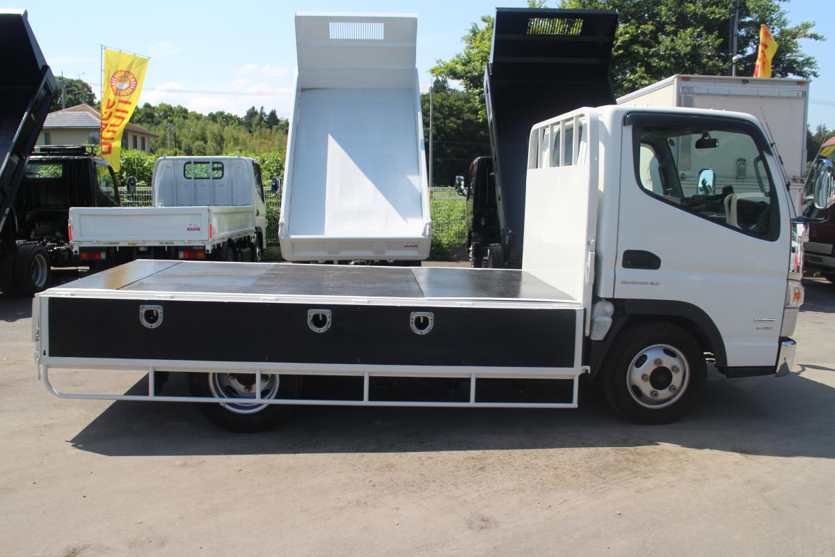 R1 キャンタ- 2トン 平ボディー オートマ 電動ミラ―|中古トラックの販売・買取・査定のアイナビ