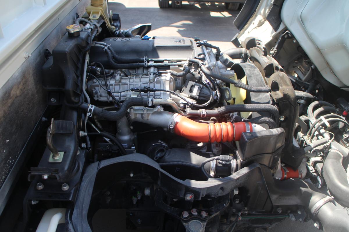 R1 キャンタ- 2トン 平ボディー オートマ 電動ミラ―|中古トラックの販売・買取・査定のアイナビ