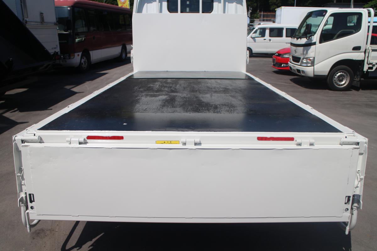 R1 キャンタ- 2トン 平ボディー オートマ 電動ミラ―|中古トラックの販売・買取・査定のアイナビ