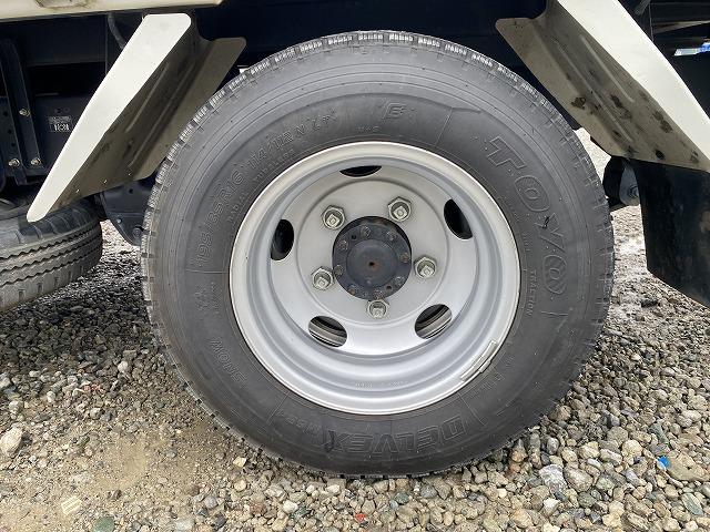 日野 ダンプ デュトロ|中古トラックの販売・買取・査定のアイナビ