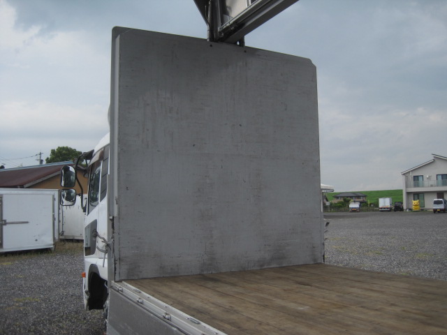 フルワイドエアサス寝台付アルミホイール付|中古トラックの販売・買取・査定のアイナビ