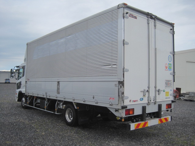 フルワイドエアサス寝台付アルミホイール付|中古トラックの販売・買取・査定のアイナビ