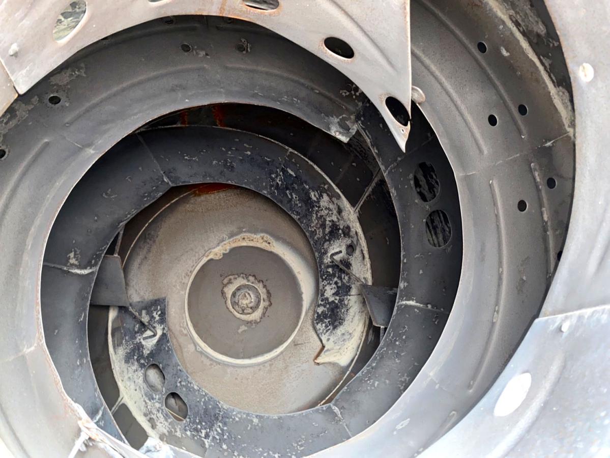 平成27年いすゞギガ生コンミキサー車カヤバM44QKG-CXZ77AT|中古トラックの販売・買取・査定のアイナビ