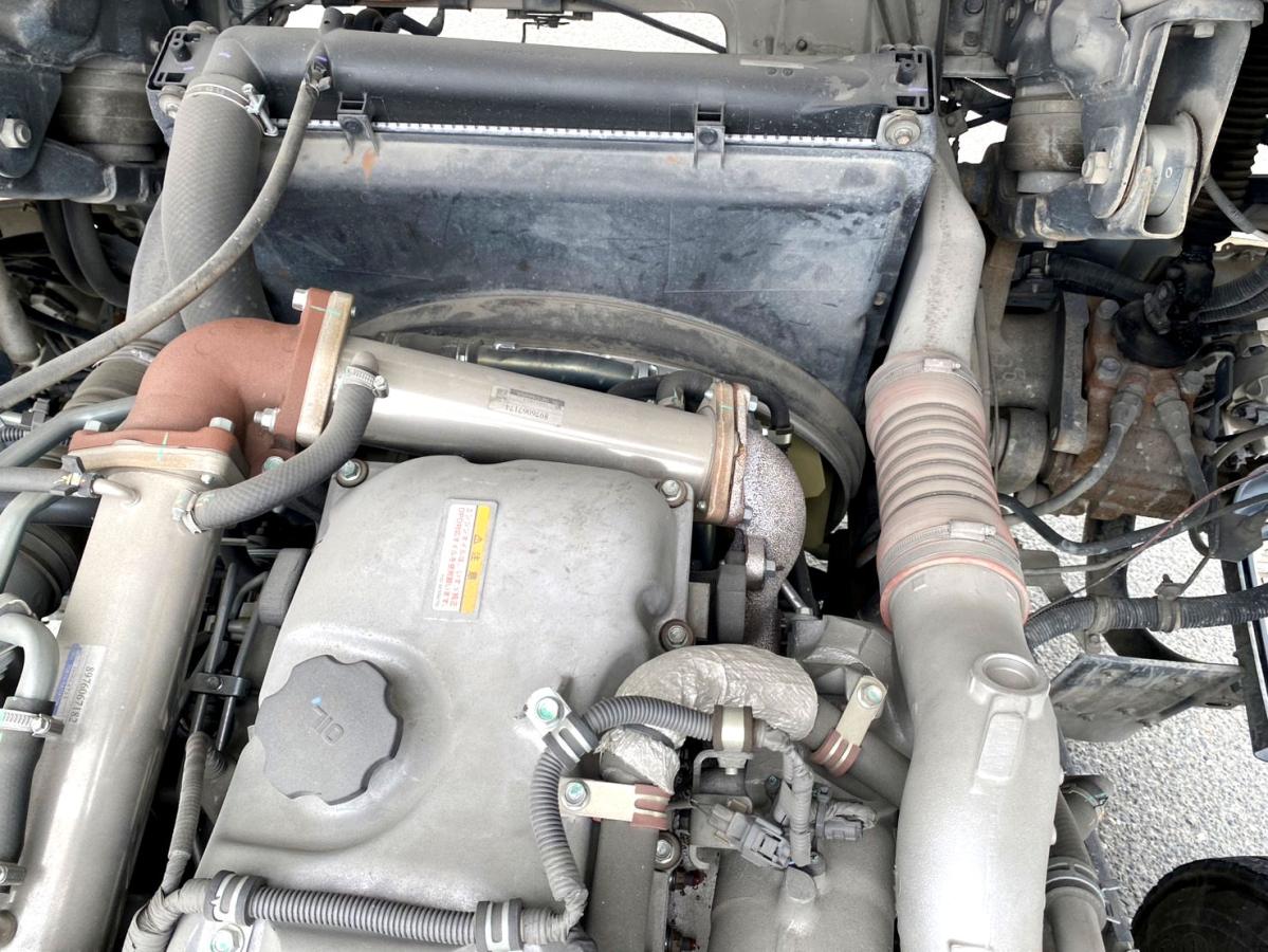 平成27年いすゞギガ生コンミキサー車カヤバM44QKG-CXZ77AT|中古トラックの販売・買取・査定のアイナビ