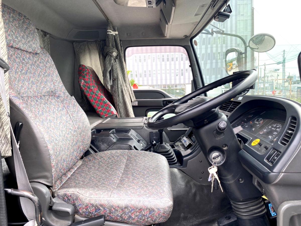 平成27年いすゞギガ生コンミキサー車カヤバM44QKG-CXZ77AT|中古トラックの販売・買取・査定のアイナビ