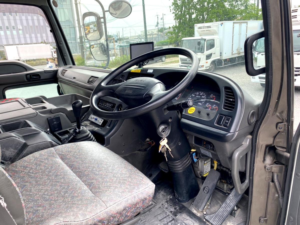 平成27年いすゞギガ生コンミキサー車カヤバM44QKG-CXZ77AT|中古トラックの販売・買取・査定のアイナビ