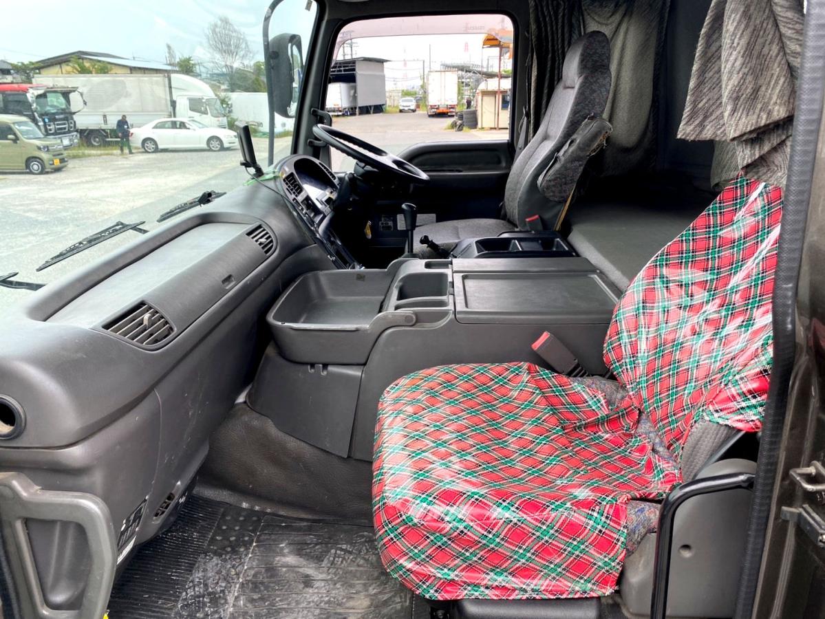 平成27年いすゞギガ生コンミキサー車カヤバM44QKG-CXZ77AT|中古トラックの販売・買取・査定のアイナビ