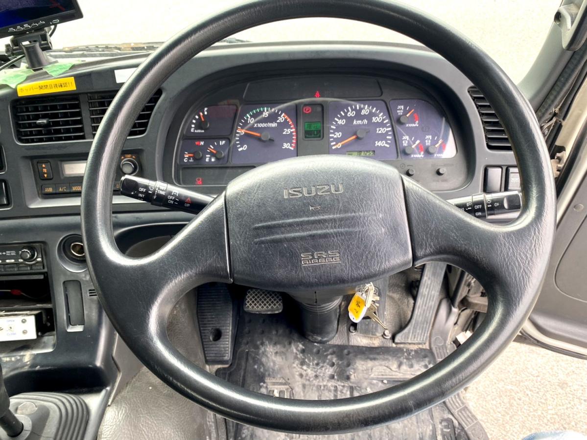 平成27年いすゞギガ生コンミキサー車カヤバM44QKG-CXZ77AT|中古トラックの販売・買取・査定のアイナビ