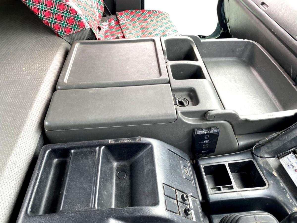 平成27年いすゞギガ生コンミキサー車カヤバM44QKG-CXZ77AT|中古トラックの販売・買取・査定のアイナビ