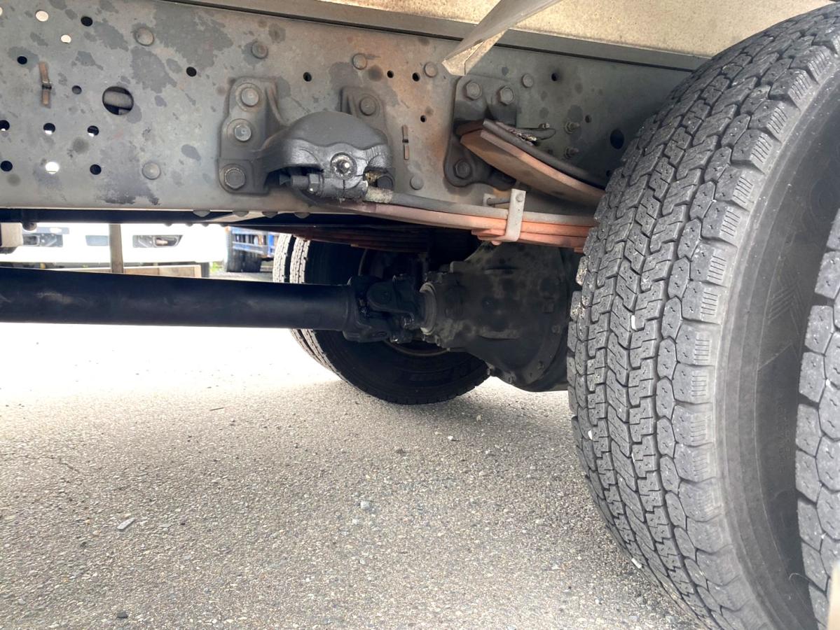 平成29年いすゞフォワード冷凍車格納PG低温設定TKG-FRR90S2|中古トラックの販売・買取・査定のアイナビ