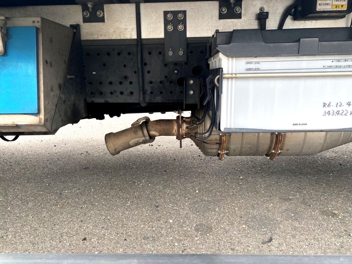 平成29年いすゞフォワード冷凍車格納PG低温設定TKG-FRR90S2|中古トラックの販売・買取・査定のアイナビ