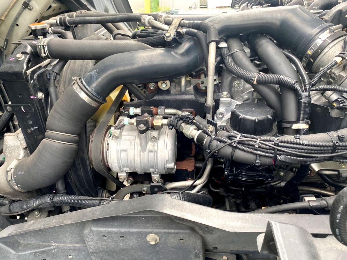 平成29年いすゞフォワード冷凍車格納PG低温設定TKG-FRR90S2|中古トラックの販売・買取・査定のアイナビ