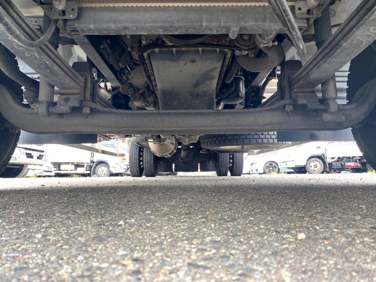 平成29年いすゞフォワード冷凍車格納PG低温設定TKG-FRR90S2|中古トラックの販売・買取・査定のアイナビ