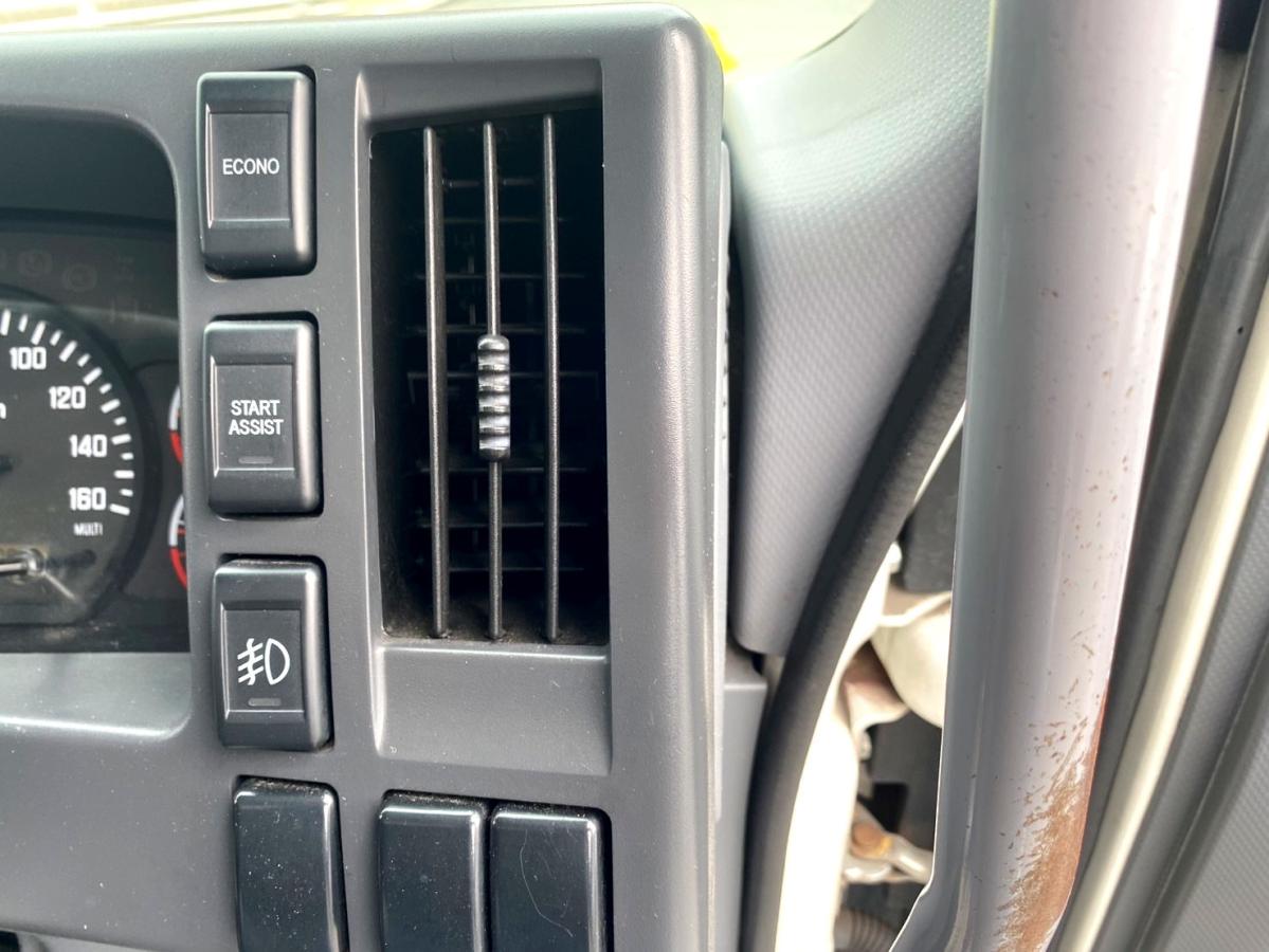 平成29年いすゞフォワード冷凍車格納PG低温設定TKG-FRR90S2|中古トラックの販売・買取・査定のアイナビ