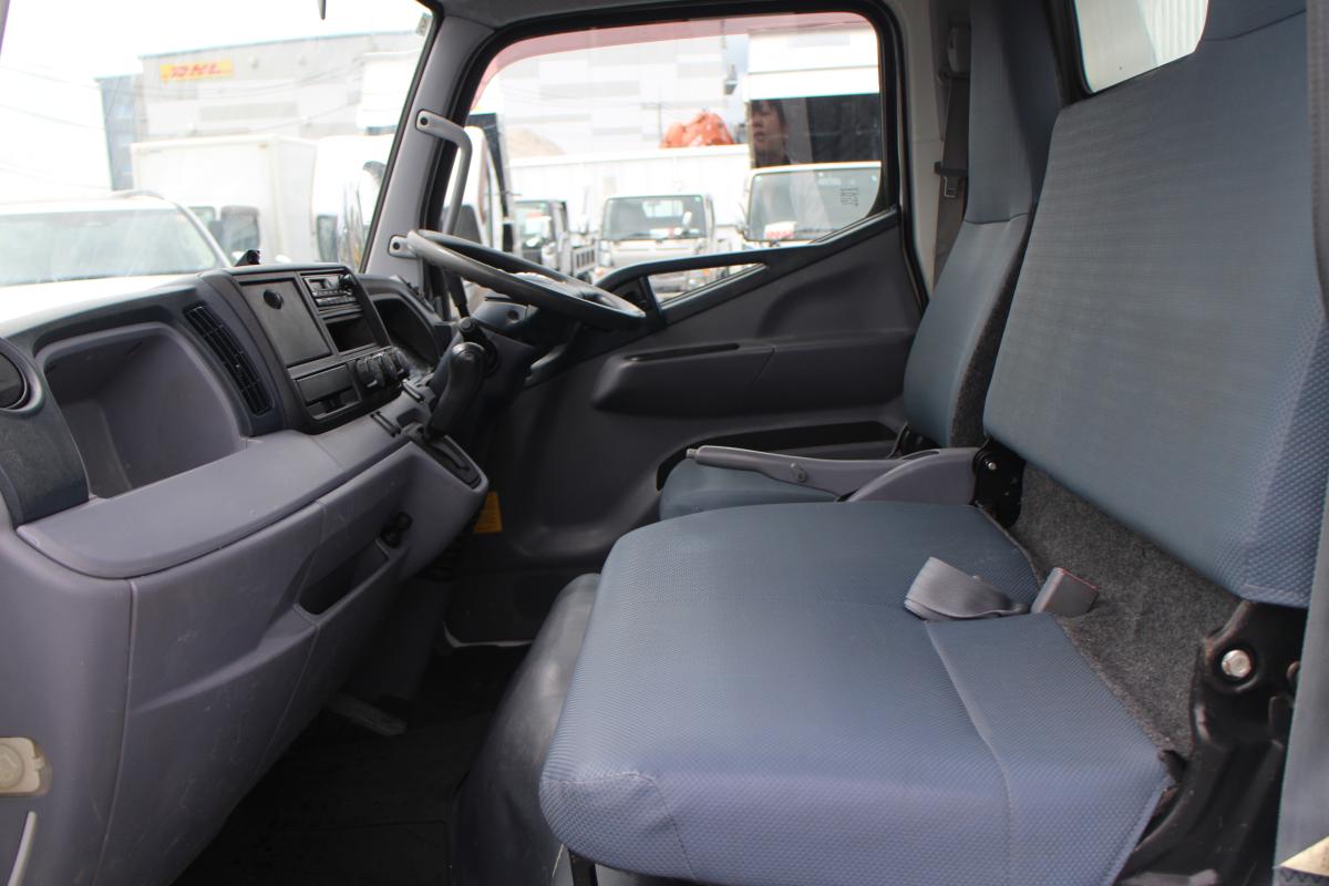 H26 アトラス 2トン ダンプ ETC メッキパーツ|中古トラックの販売・買取・査定のアイナビ