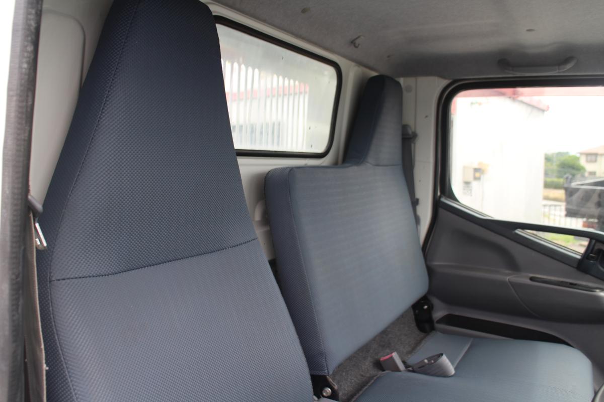 H26 アトラス 2トン ダンプ ETC メッキパーツ|中古トラックの販売・買取・査定のアイナビ