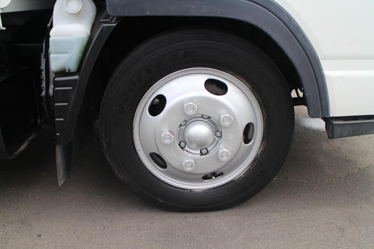 H26 アトラス 2トン ダンプ ETC メッキパーツ|中古トラックの販売・買取・査定のアイナビ