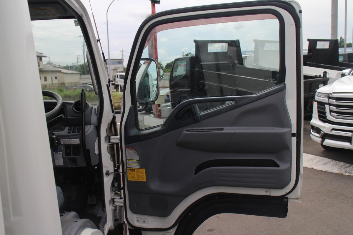 H26 アトラス 2トン ダンプ ETC メッキパーツ|中古トラックの販売・買取・査定のアイナビ