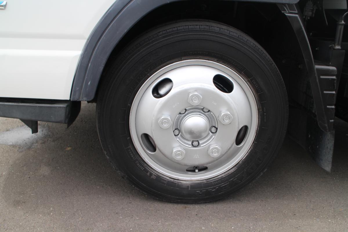 H26 アトラス 2トン ダンプ ETC メッキパーツ|中古トラックの販売・買取・査定のアイナビ