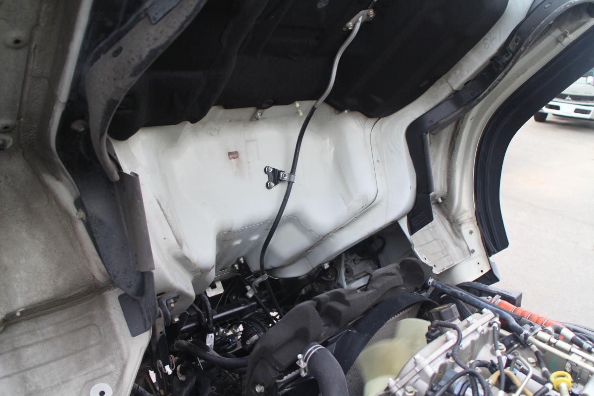 H26 アトラス 2トン ダンプ ETC メッキパーツ|中古トラックの販売・買取・査定のアイナビ