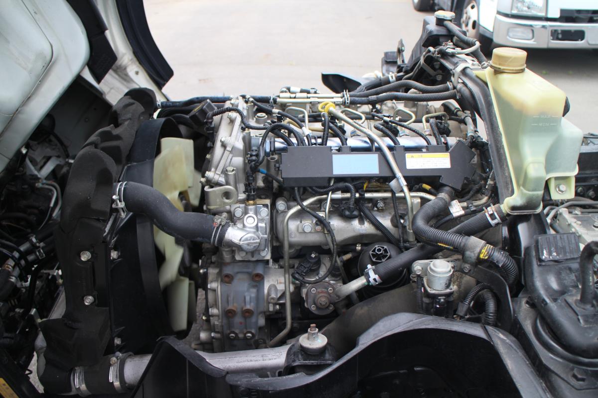 H26 アトラス 2トン ダンプ ETC メッキパーツ|中古トラックの販売・買取・査定のアイナビ