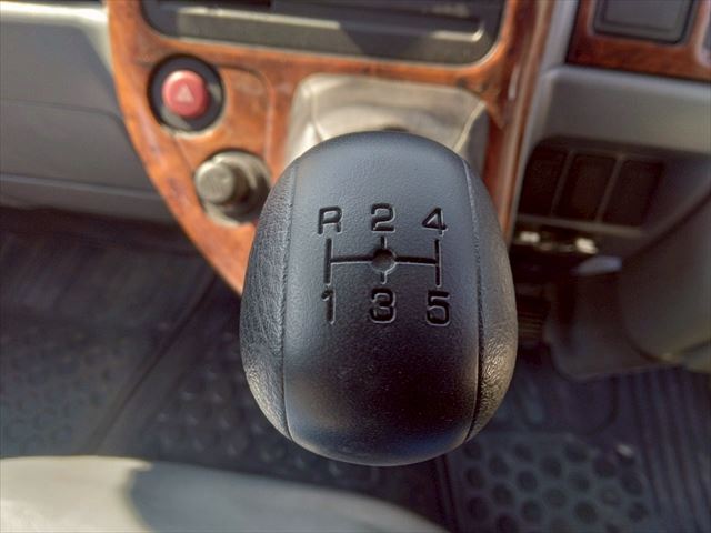 H18年 三菱キャンター2.2t4WD深ダンプ|中古トラックの販売・買取・査定のアイナビ