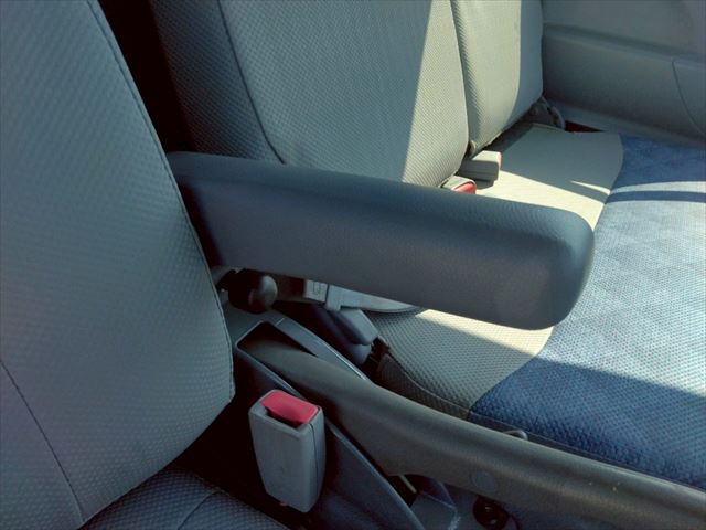 H18年 三菱キャンター2.2t4WD深ダンプ|中古トラックの販売・買取・査定のアイナビ