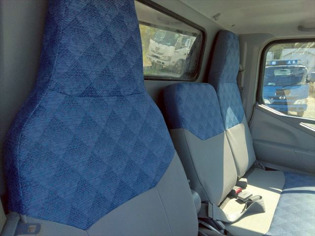 H18年 三菱キャンター2.2t4WD深ダンプ|中古トラックの販売・買取・査定のアイナビ