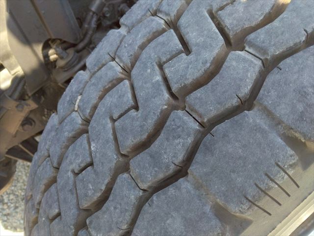 H18年 三菱キャンター2.2t4WD深ダンプ|中古トラックの販売・買取・査定のアイナビ