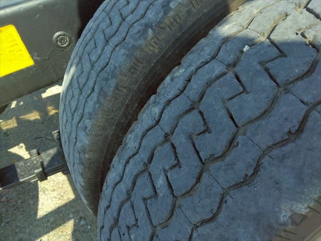 H18年 三菱キャンター2.2t4WD深ダンプ|中古トラックの販売・買取・査定のアイナビ