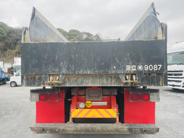 【ブラック×7速MT】三菱ふそう/スーパーグレート/ダンプ|中古トラックの販売・買取・査定のアイナビ