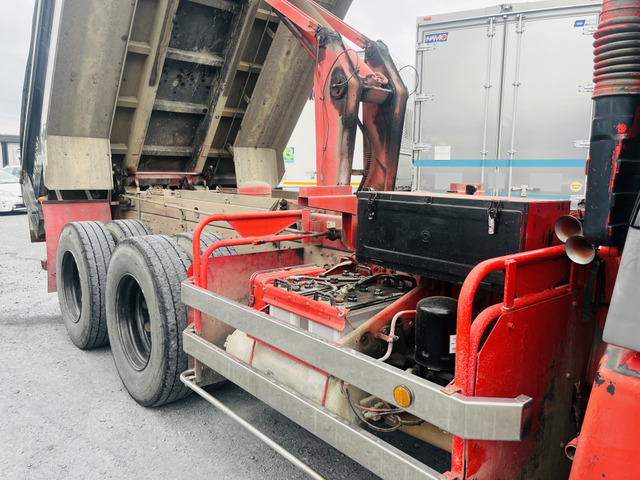 【ブラック×7速MT】三菱ふそう/スーパーグレート/ダンプ|中古トラックの販売・買取・査定のアイナビ