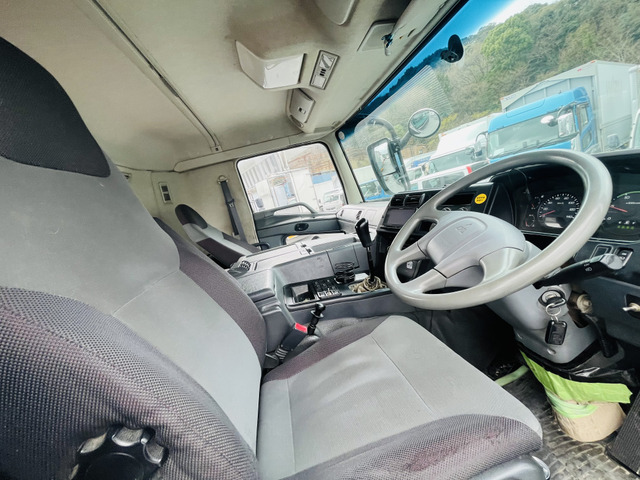 【ブラック×7速MT】三菱ふそう/スーパーグレート/ダンプ|中古トラックの販売・買取・査定のアイナビ