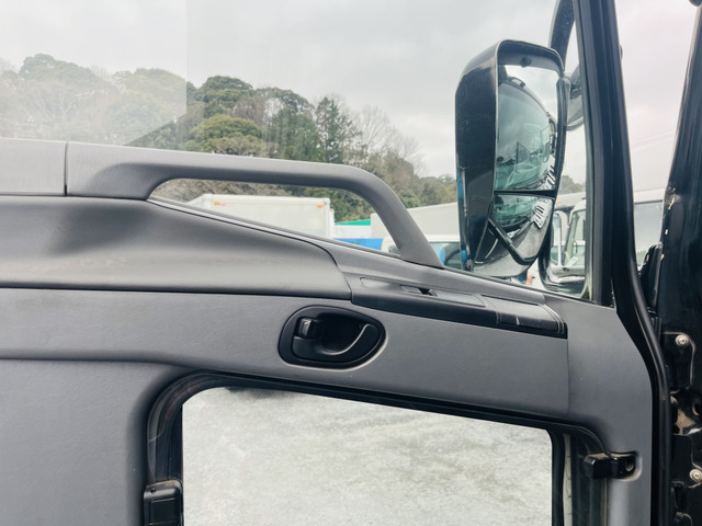 【ブラック×7速MT】三菱ふそう/スーパーグレート/ダンプ|中古トラックの販売・買取・査定のアイナビ