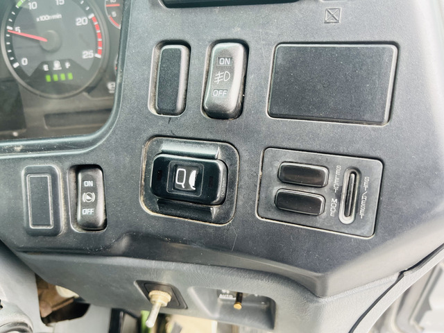 【ブラック×7速MT】三菱ふそう/スーパーグレート/ダンプ|中古トラックの販売・買取・査定のアイナビ