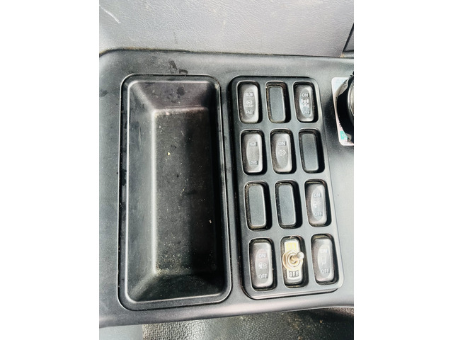 【ブラック×7速MT】三菱ふそう/スーパーグレート/ダンプ|中古トラックの販売・買取・査定のアイナビ