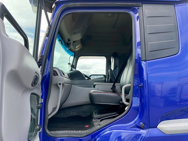 ハイルーフエスコットⅤ後輪エアサス10t45t11.5t牽引|中古トラックの販売・買取・査定のアイナビ