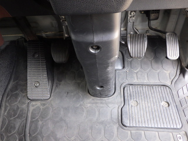 日野2KG-FD2ABA冷凍車4tワイド格納ゲート付|中古トラックの販売・買取・査定のアイナビ