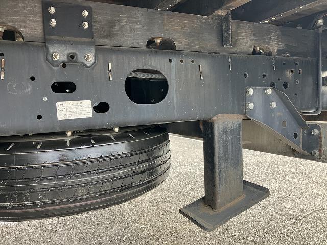 いすゞ 平ボディ フォワード|中古トラックの販売・買取・査定のアイナビ