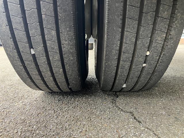 いすゞ 平ボディ フォワード|中古トラックの販売・買取・査定のアイナビ