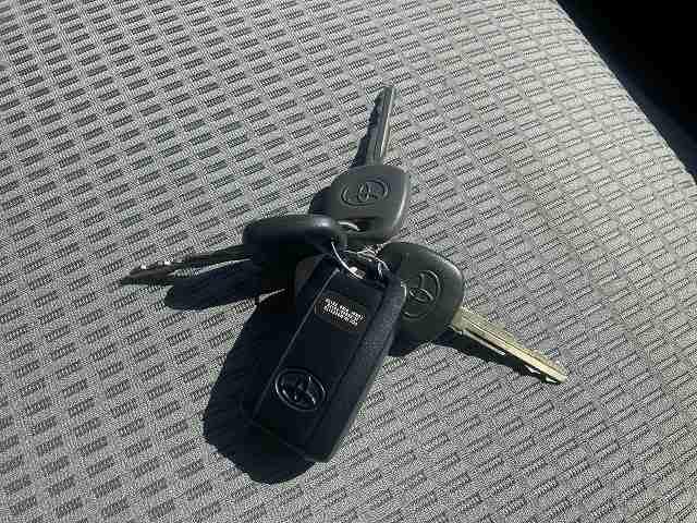 トヨタ Wキャブ トヨエース|中古トラックの販売・買取・査定のアイナビ