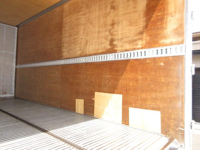 日野 バン車 デュトロ|中古トラックの販売・買取・査定のアイナビ