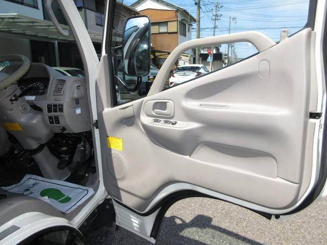 日野 バン車 デュトロ|中古トラックの販売・買取・査定のアイナビ