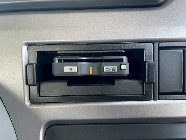 車検付3軸2デフワンオーナー新明和工業510220|中古トラックの販売・買取・査定のアイナビ