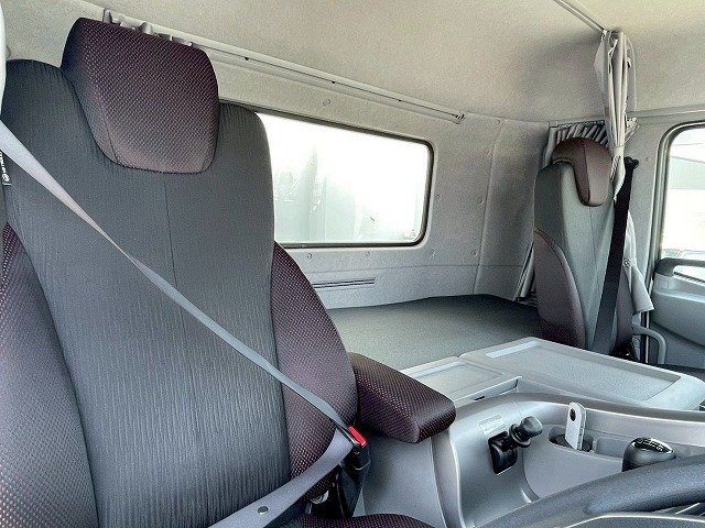 車検付3軸2デフワンオーナー新明和工業510220|中古トラックの販売・買取・査定のアイナビ