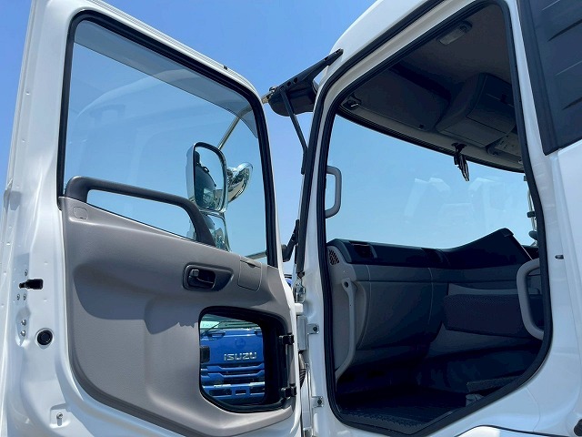 車検付3軸2デフワンオーナー新明和工業510220|中古トラックの販売・買取・査定のアイナビ