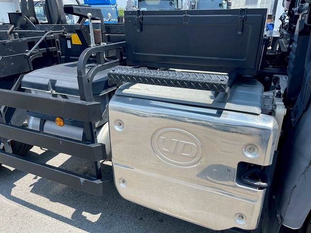 車検付3軸2デフワンオーナー新明和工業510220|中古トラックの販売・買取・査定のアイナビ